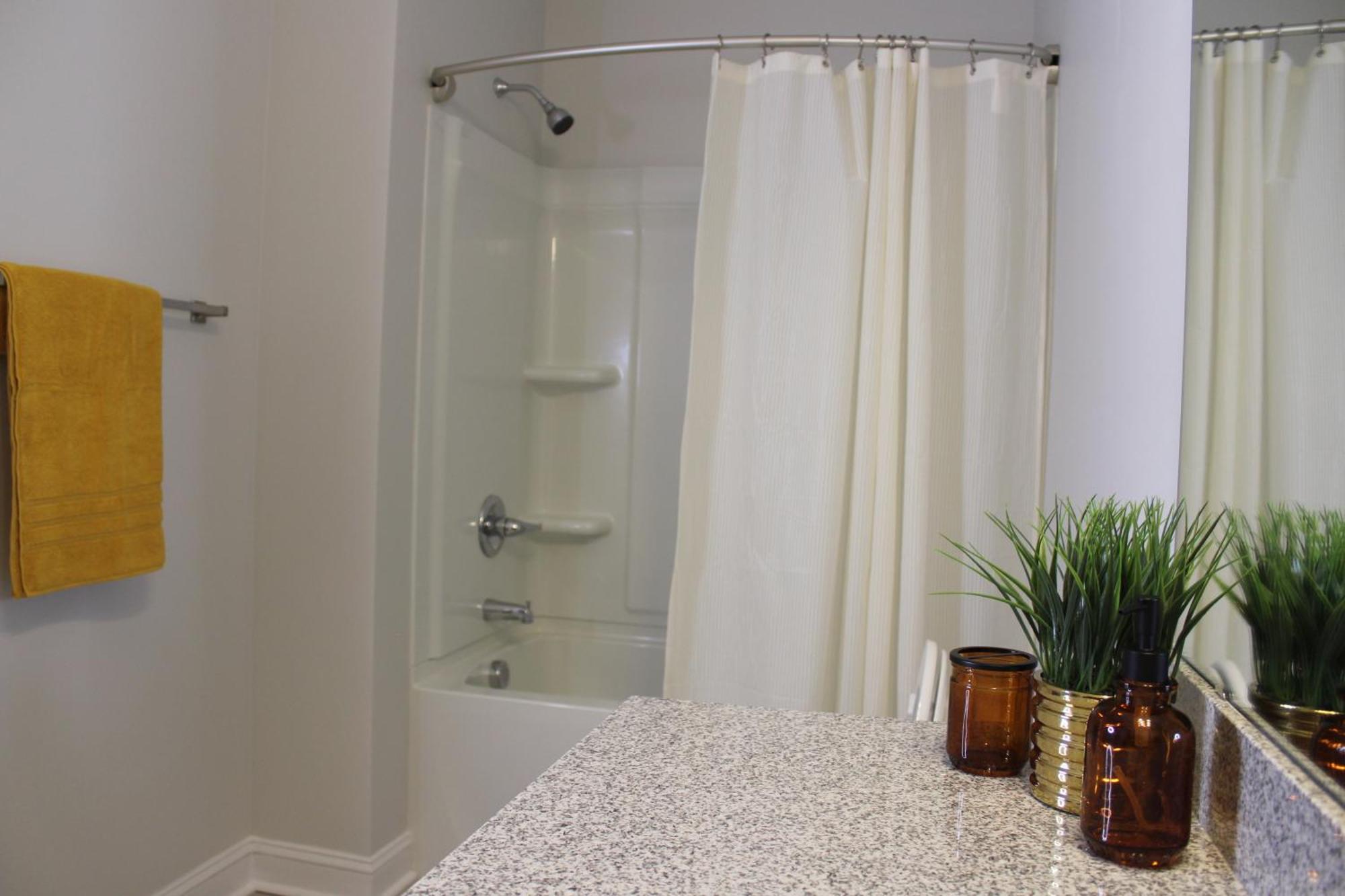 Quiet And Luxury Apartment - 10 Minutes From Ecu Winterville Экстерьер фото
